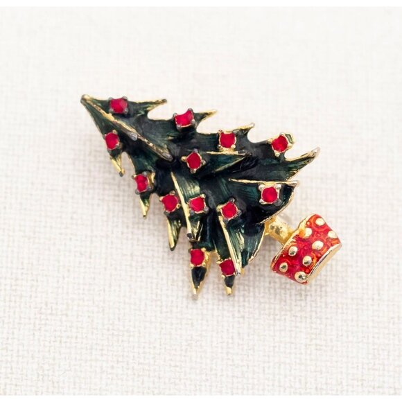 Vintage Art Nouveau Green Christmas Tree Red Rhinestones Holiday Brooch Pin A11 - Picture 1 of 2